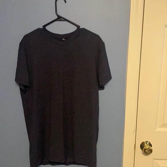 Dark blue Hanes T-shirt - Picture 1 of 2